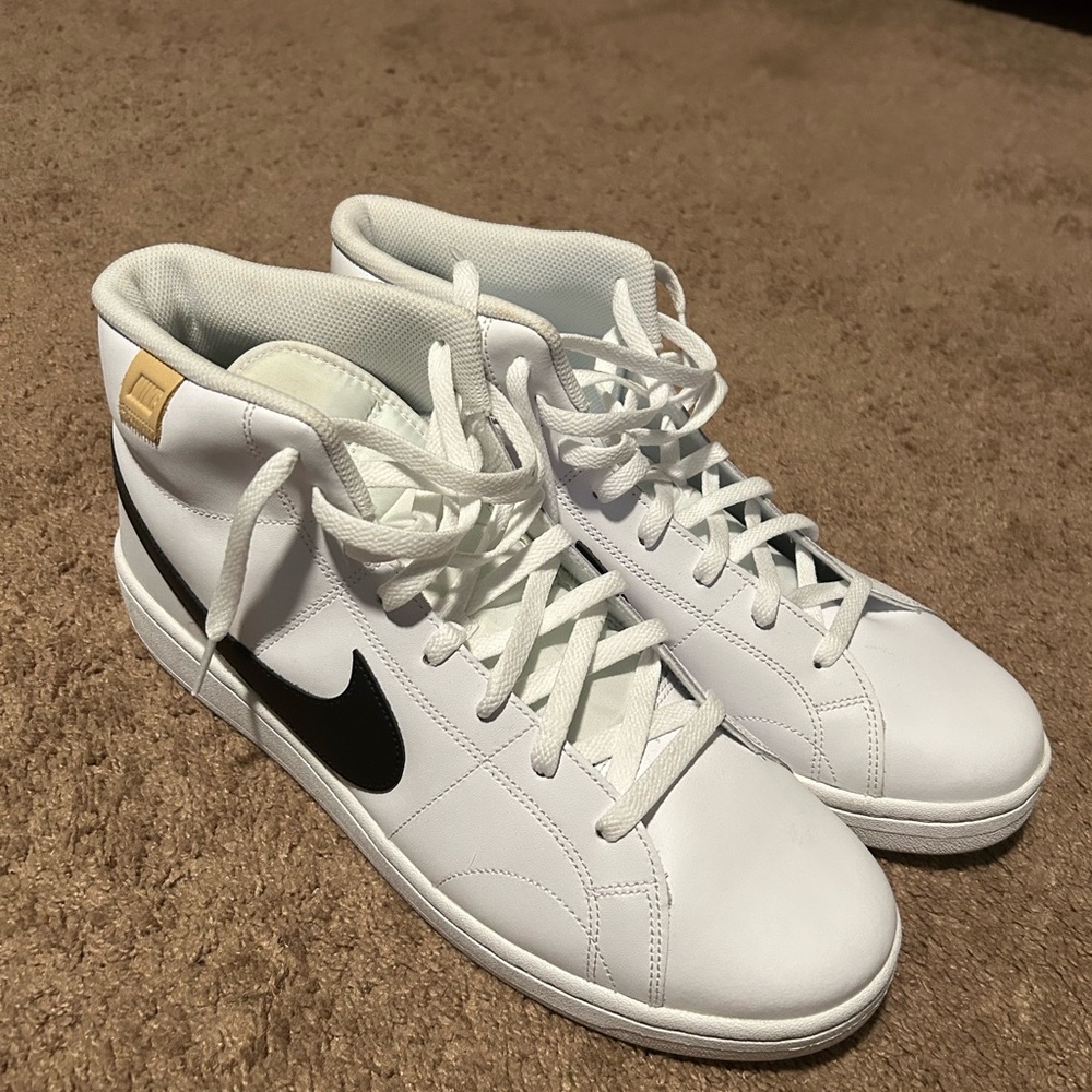 Size 13 men’s nike blazers brand new